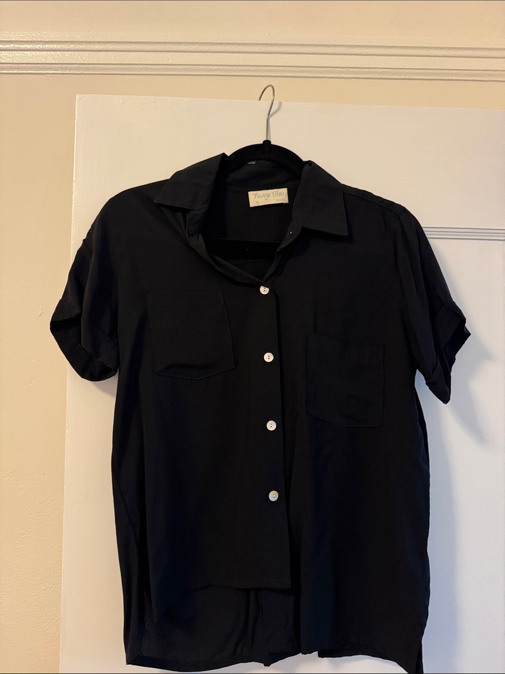 Black Short Sleeve Button-Up Shirt